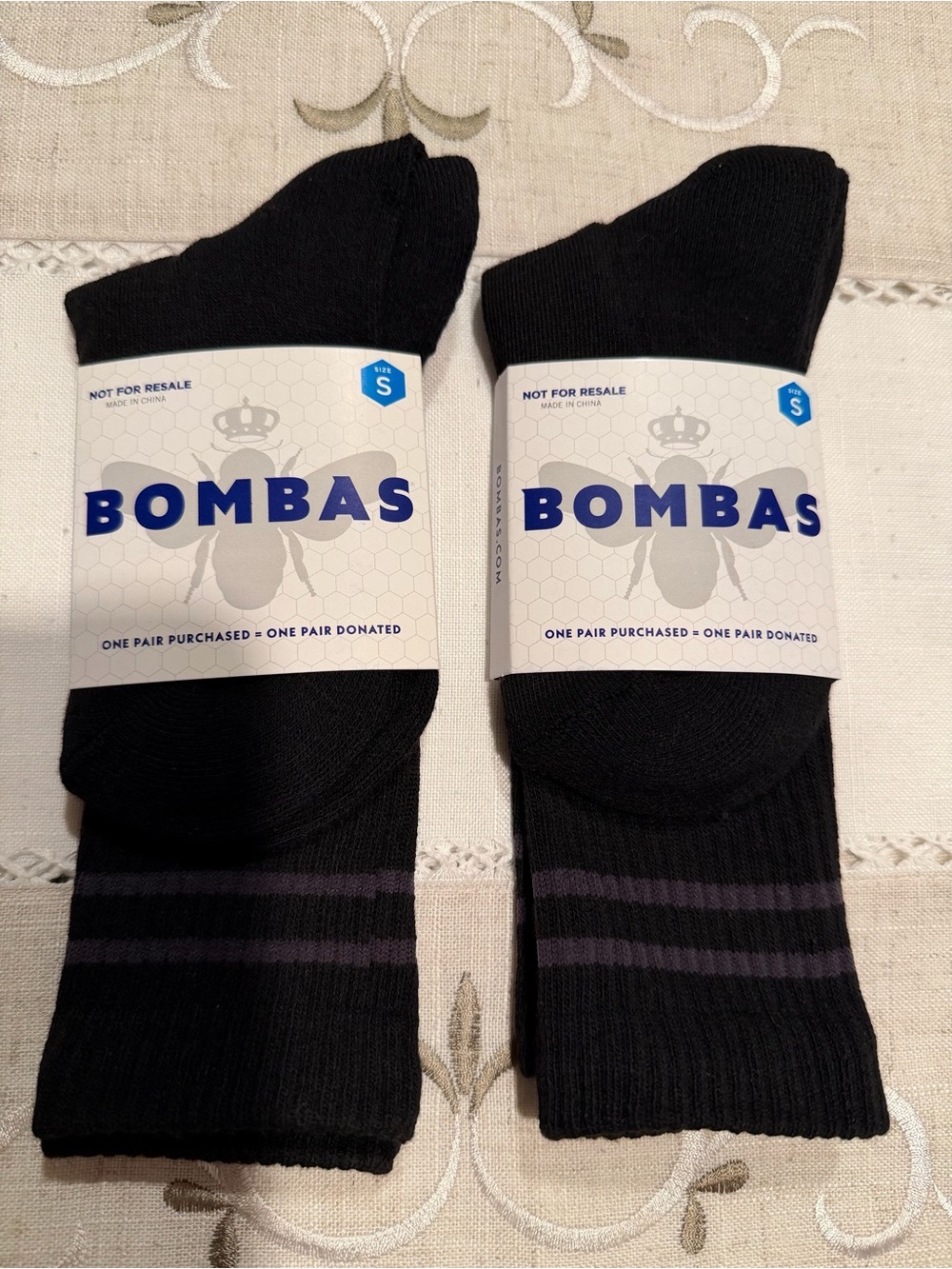 Bombas Men's Black Ankle Socks with Subtle Gray Stripes - Pack of 2 Size Small